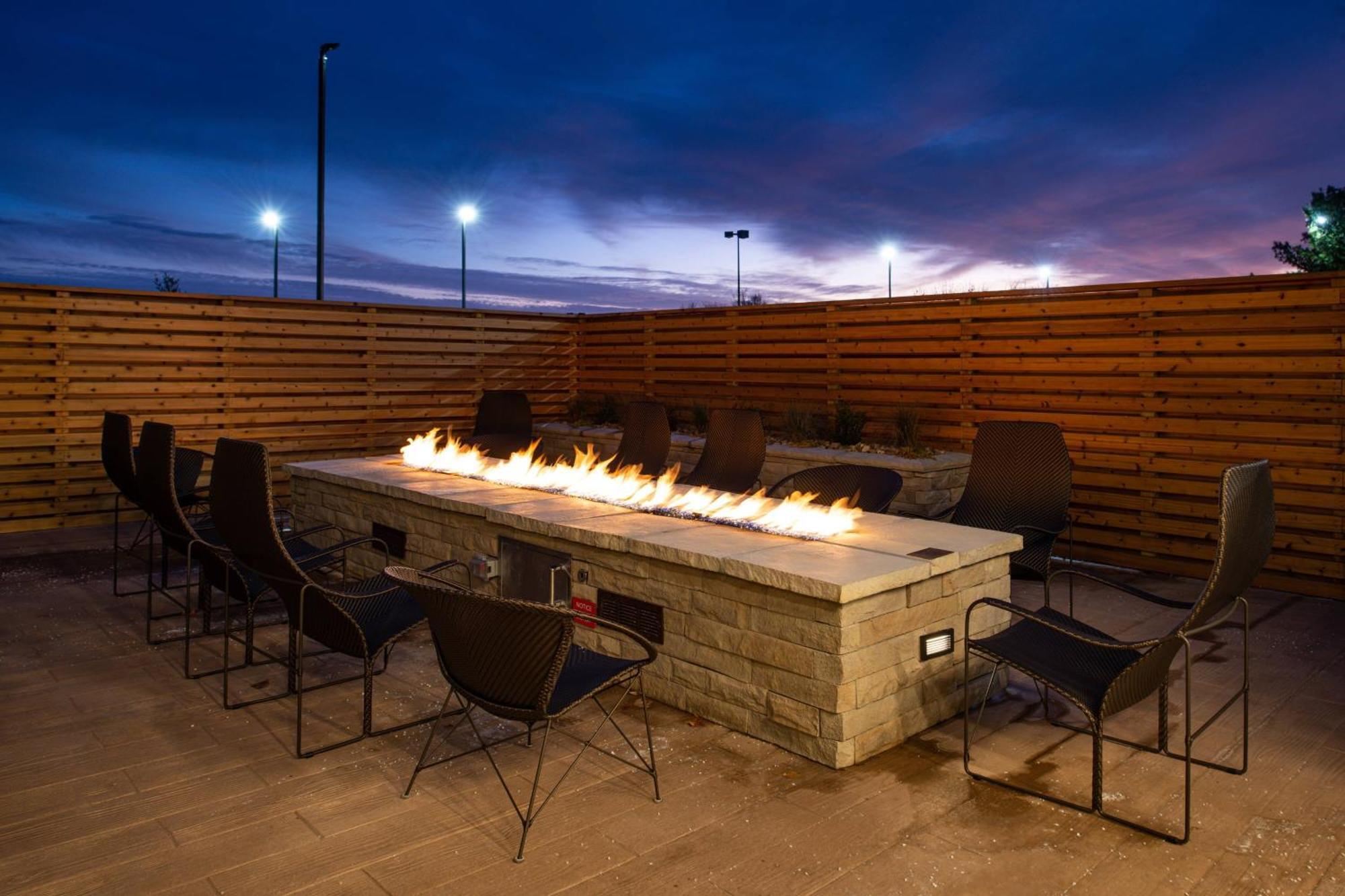 Courtyard Kansas City Olathe Exterior photo